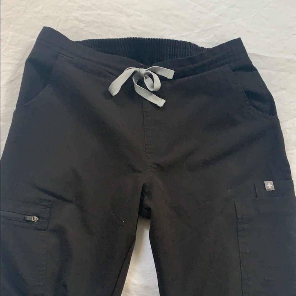 Figs women’s black yola pant size XS/T tall skinny